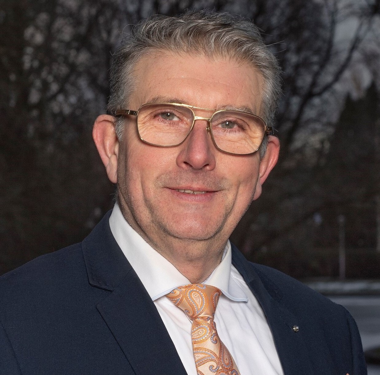 Portretfoto van wethouder Roy Luca van Woerden.